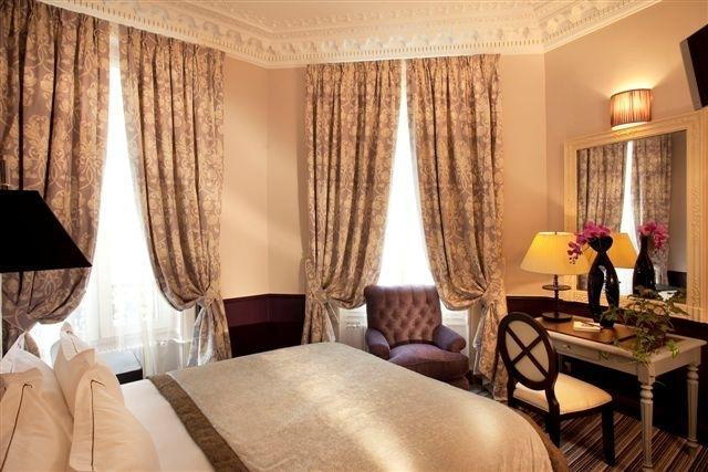 Hotel Lenox Saint Germain Париж Стая снимка