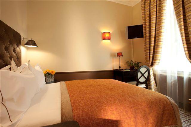 Hotel Lenox Saint Germain Париж Стая снимка